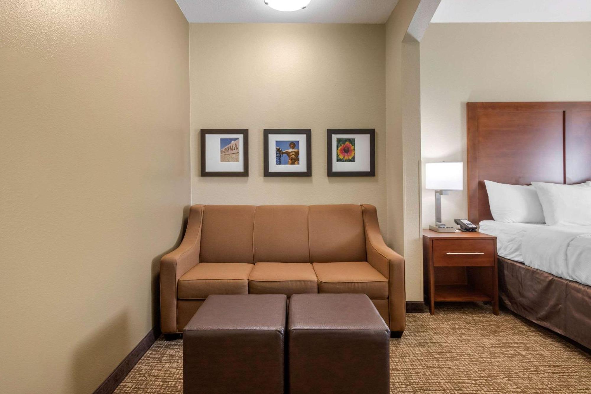 Comfort Inn & Suites Glenpool Екстериор снимка