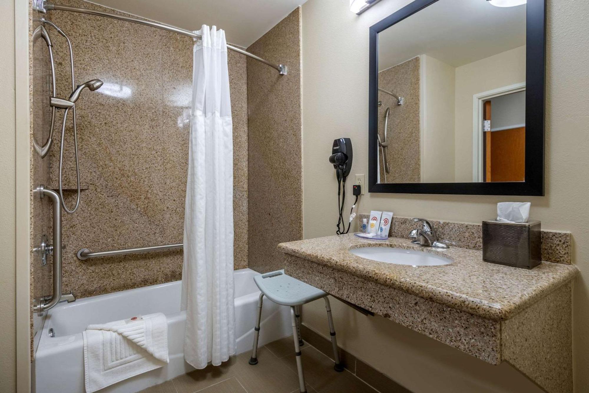 Comfort Inn & Suites Glenpool Екстериор снимка